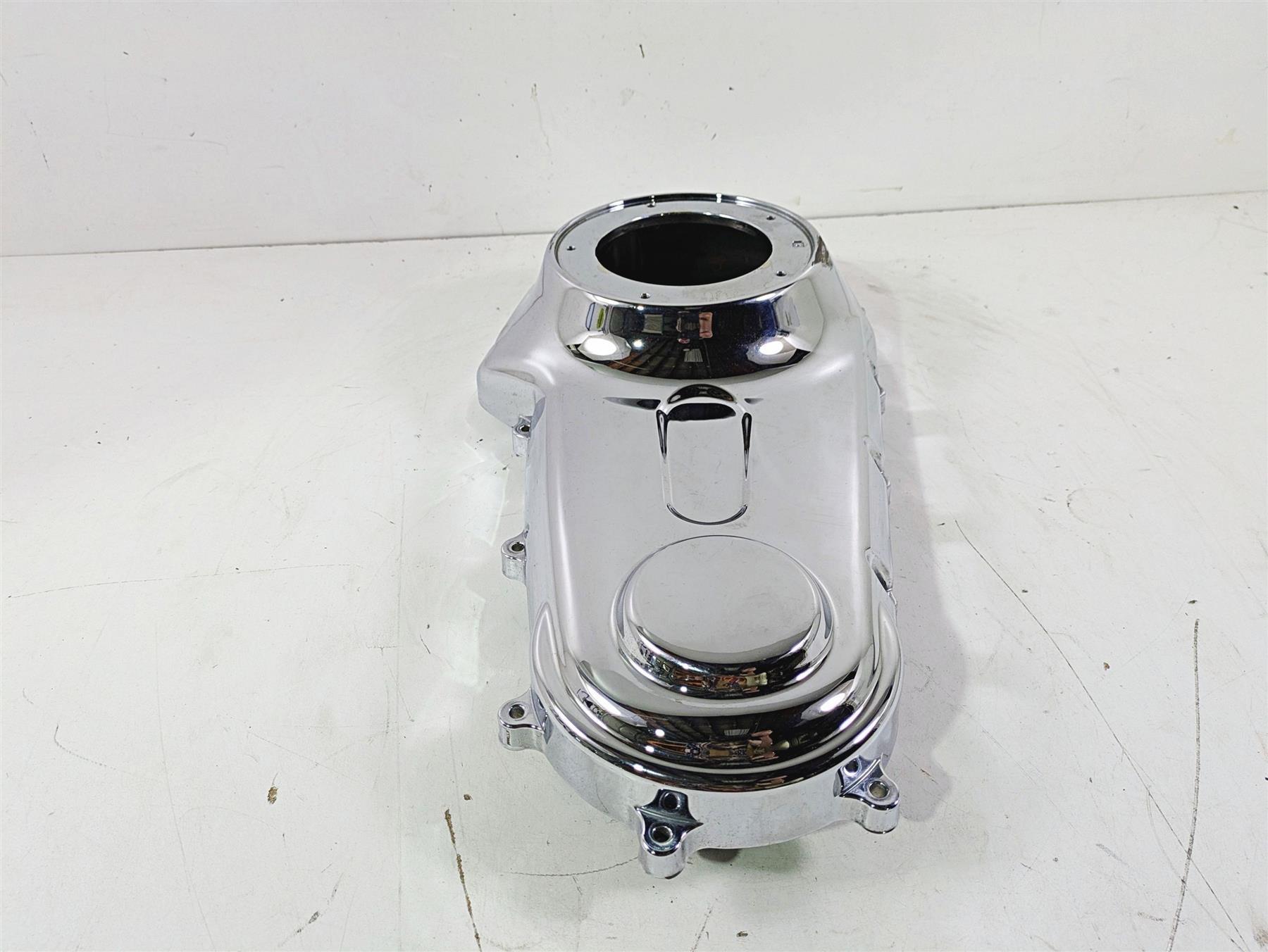 2009 Harley FXCWC Softail Rocker Outer Primary Drive Clutch Cover 60784-06 {{ shop.shopifyCountryName }} - Mototech271