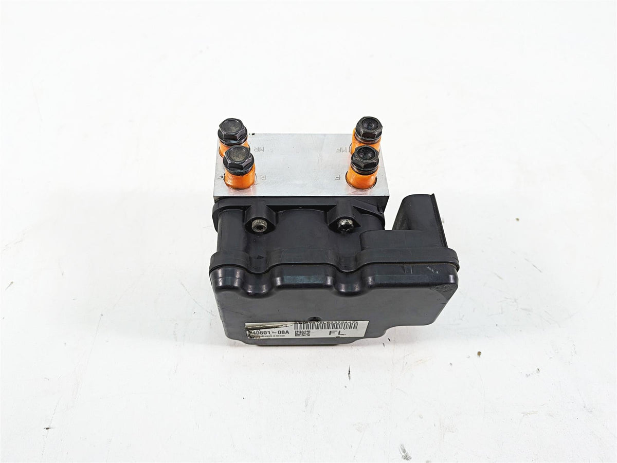 2011 Harley Touring FLTRU Road Glide Abs Brake Pump Unit Module 40601-08A {{ shop.shopifyCountryName }} - Mototech271