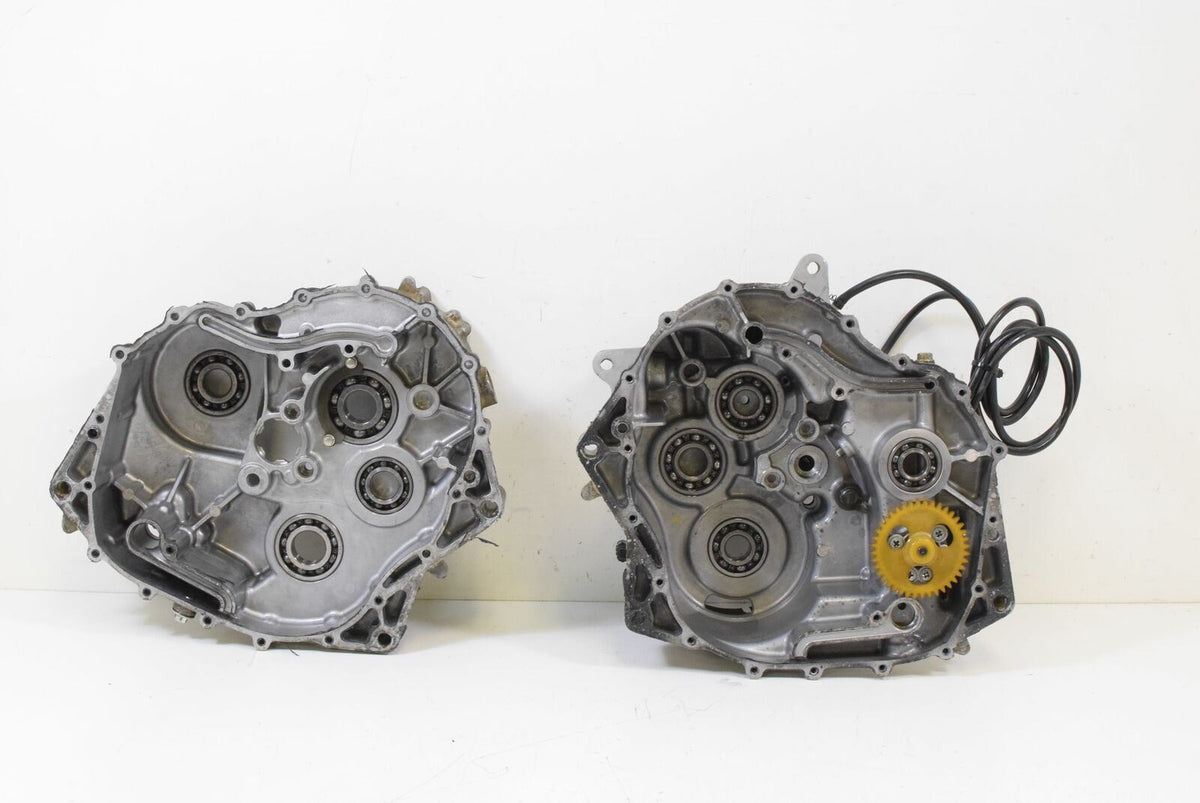 2016 Yamaha YXZ1000 R EPS Transfer Transmission Case Housing Set 2HC-17541-00-00 {{ shop.shopifyCountryName }} - Mototech271