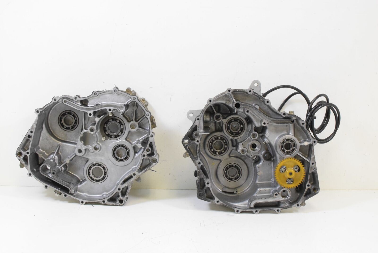 2016 Yamaha YXZ1000 R EPS Transfer Transmission Case Housing Set 2HC-17541-00-00 {{ shop.shopifyCountryName }} - Mototech271