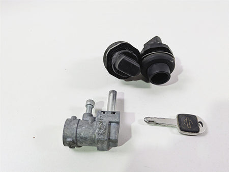 2018 Harley FLHCS Softail Heritage 115th Key Lock Set 45600056 {{ shop.shopifyCountryName }} - Mototech271