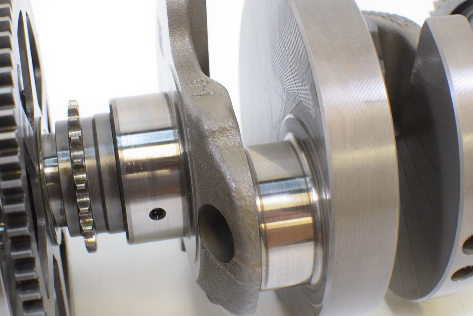 2016 BMW R1200R R1200 R K53 Crankshaft Crank Shaft Balancer 11218530290 {{ shop.shopifyCountryName }} - Mototech271