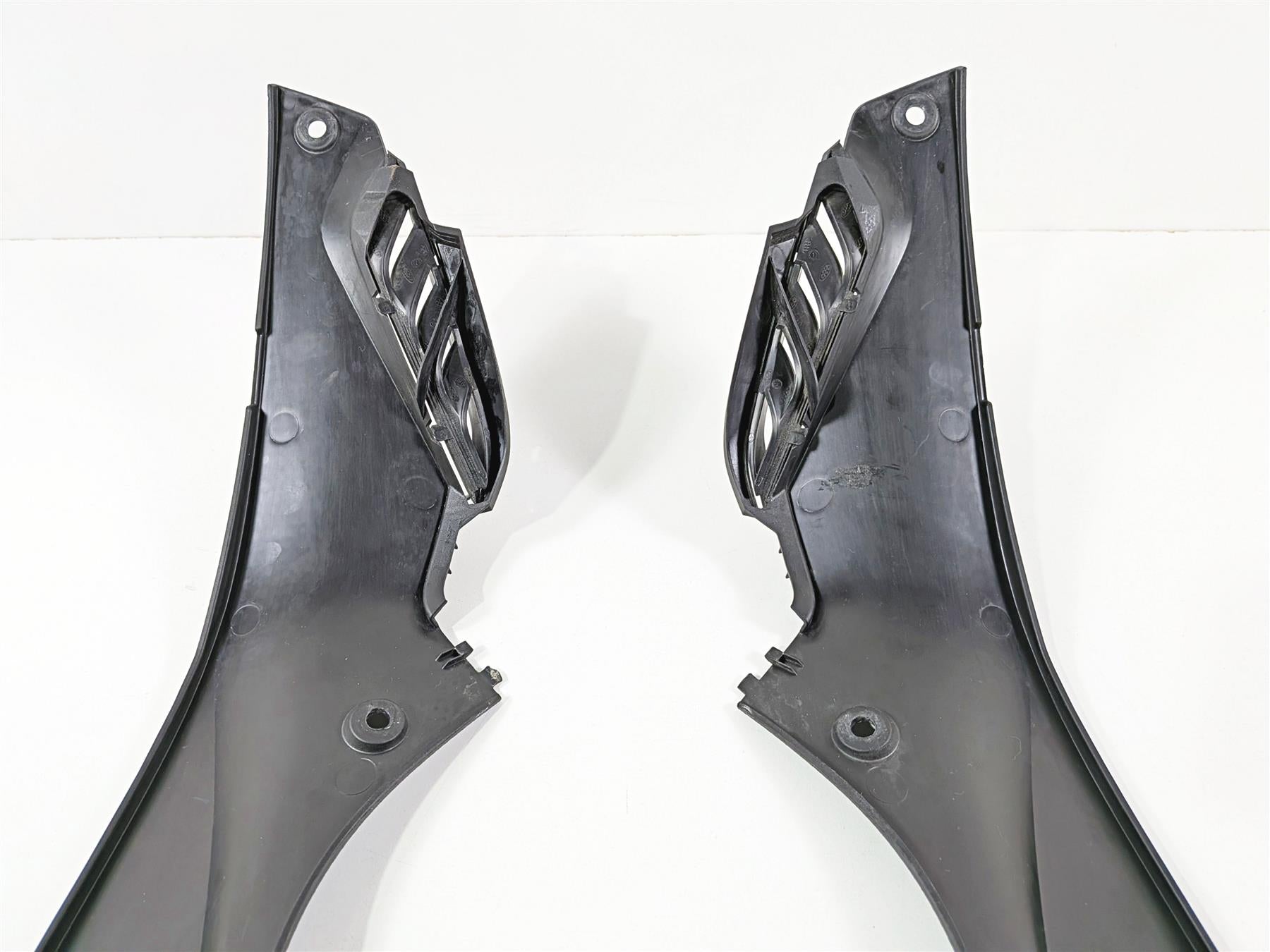 2017 BMW S1000RR K46 Left Right Under Tank Side Cover Fairing 46638551925 {{ shop.shopifyCountryName }} - Mototech271