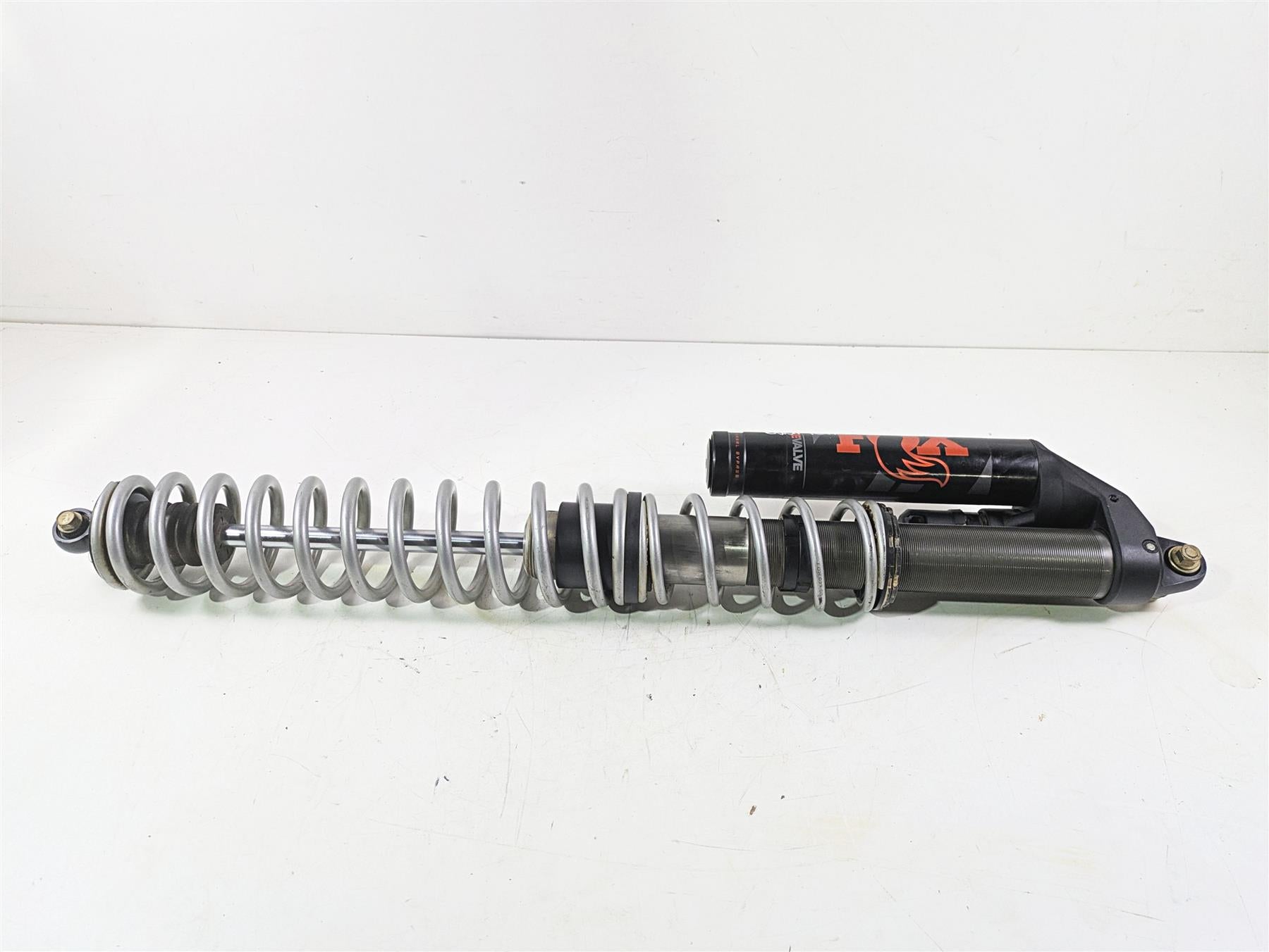 2021 Kawasaki Teryx KRX KRF 1000 Straight Fox Left Rear Shock Damper 45014-0697 {{ shop.shopifyCountryName }} - Mototech271