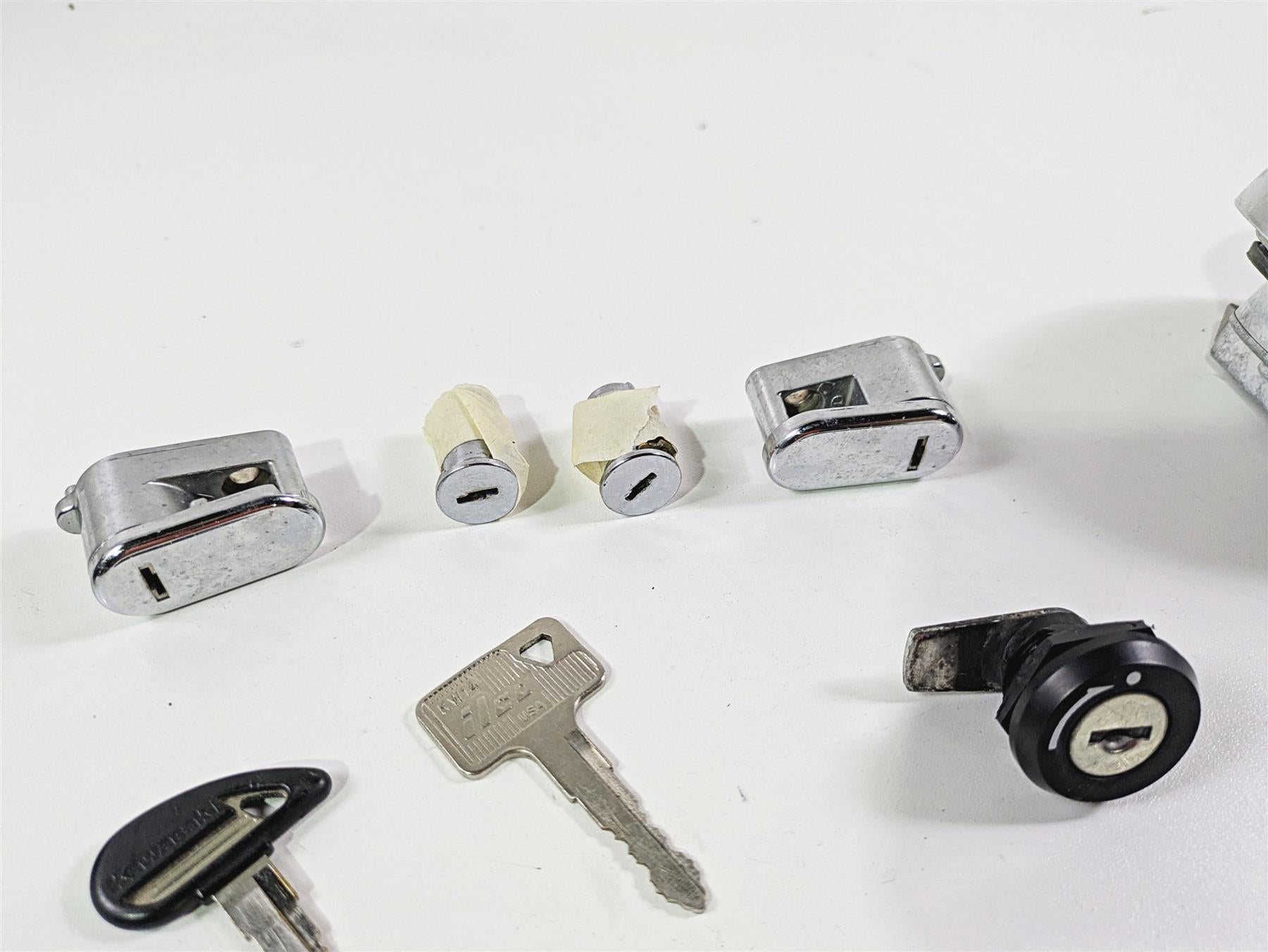 2008 Kawasaki VN1600 Vulcan Nomad Ignition Switch Key Lock Set 27045-5285 {{ shop.shopifyCountryName }} - Mototech271