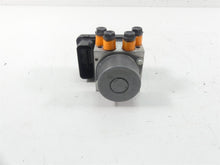 Load image into Gallery viewer, 2018 Ducati Hypermotard 939 SP Abs Brake Pump Control Unit Module 54240402A
