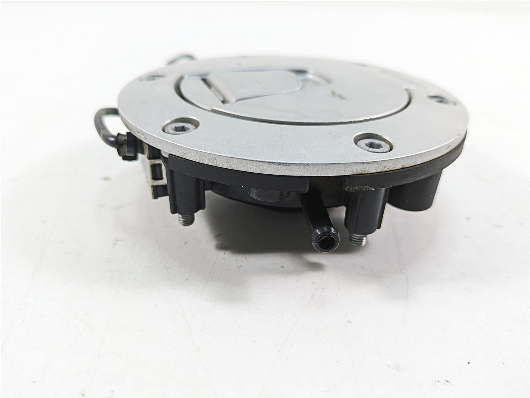 2020 KTM 1290 Super Adventure R Keyless Fuel Gas Tank Lid 60707008000 {{ shop.shopifyCountryName }} - Mototech271