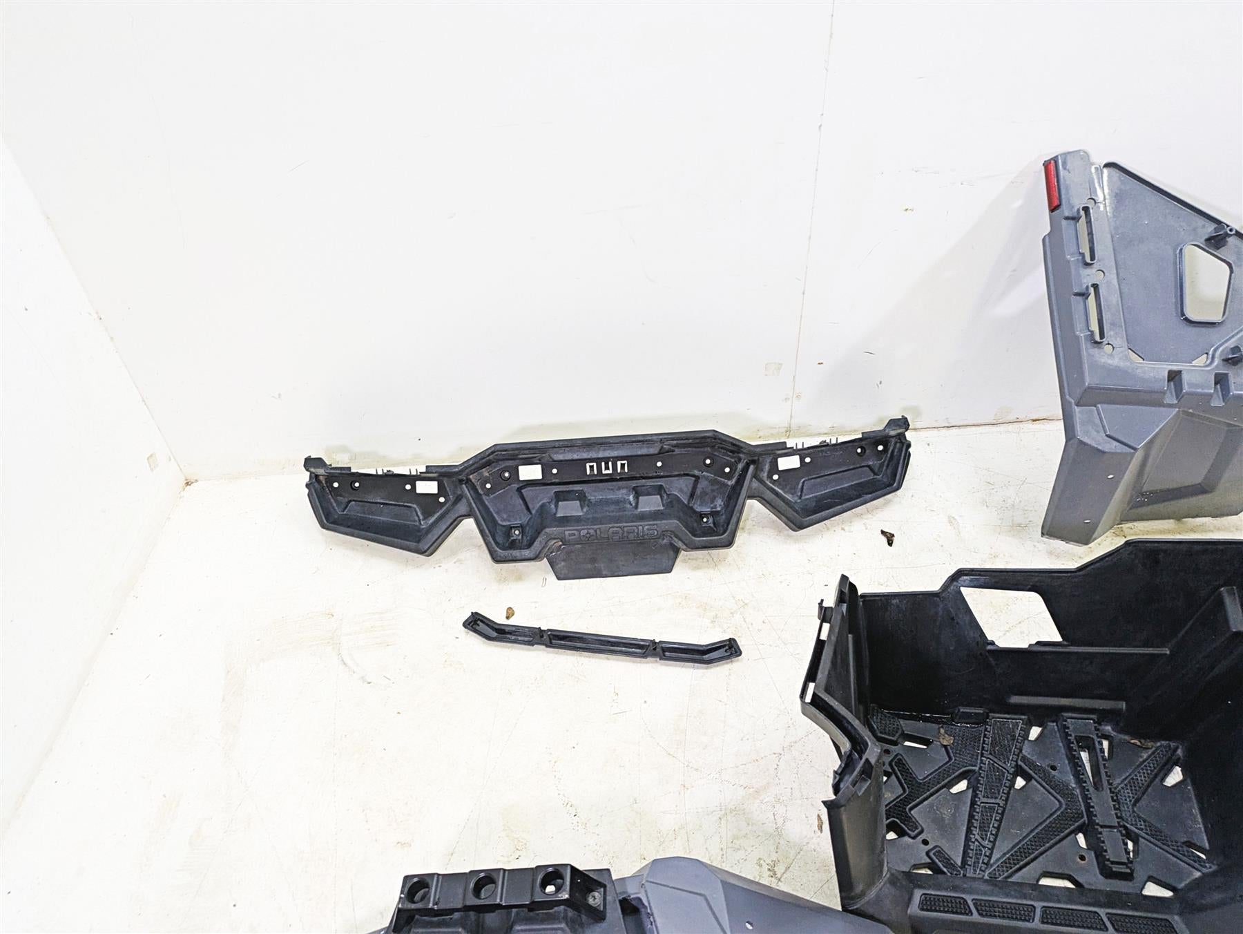 2020 Polaris Sportsman 1000 XP Plastic Fairing Cover & Footwell Set 5453272 {{ shop.shopifyCountryName }} - Mototech271