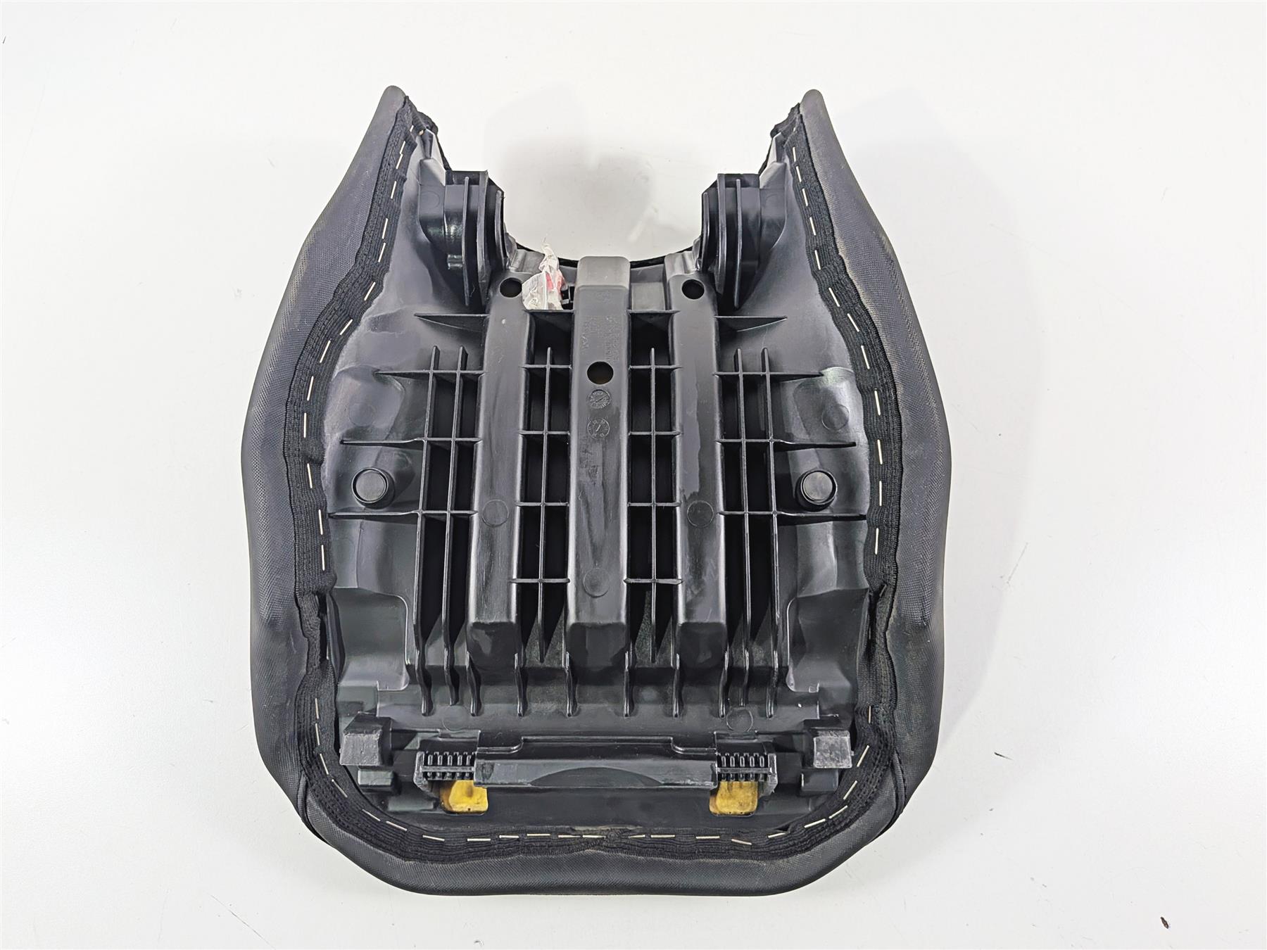 2016 BMW R1200 GS K50 Front Driver Seat Saddle 52538532737 52538532736 {{ shop.shopifyCountryName }} - Mototech271