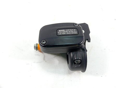 2016 Harley Softail FLS Slim Front Brake Master Cylinder 1/2" 41700233 {{ shop.shopifyCountryName }} - Mototech271