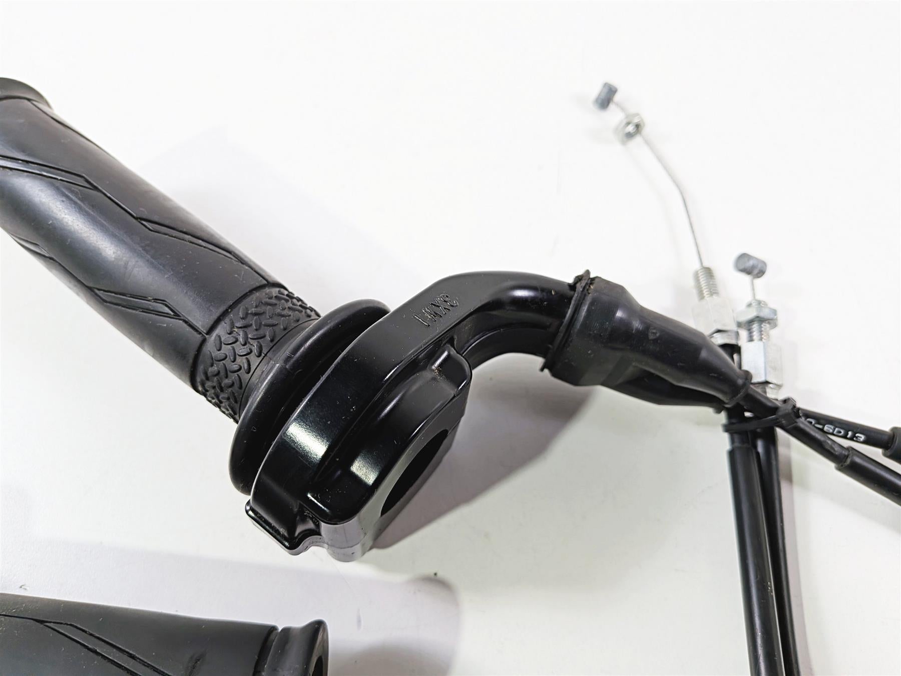 2016 Yamaha YZF R1 RN32 Hand Throttle Grip & Cables 5VY-26281-00-00 {{ shop.shopifyCountryName }} - Mototech271