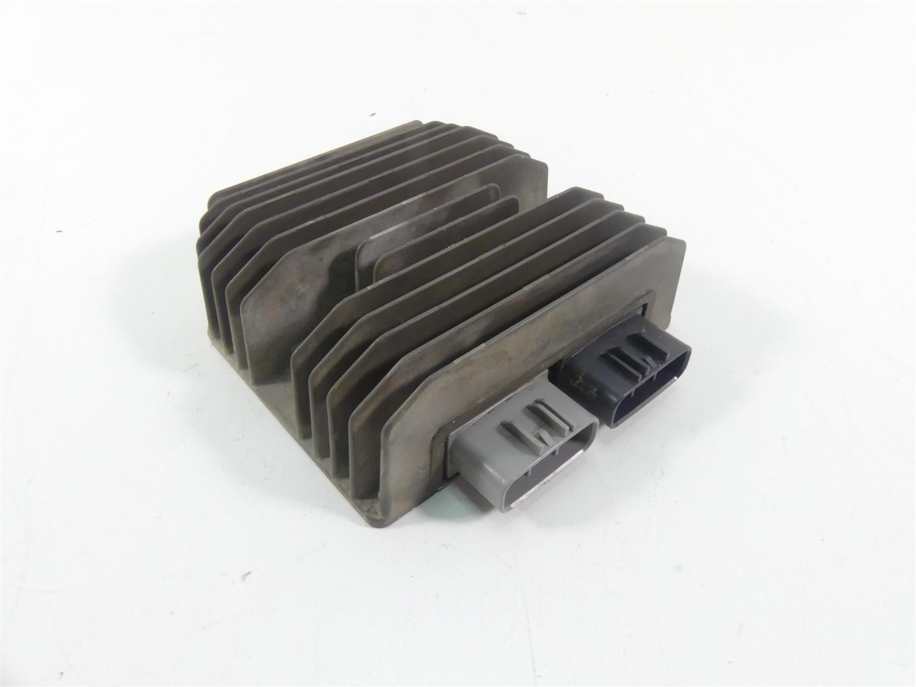 2020 Honda Talon SXS1000R S2R Rectifier Voltage Regulator 31600-HL6-A01 FH025AA {{ shop.shopifyCountryName }} - Mototech271