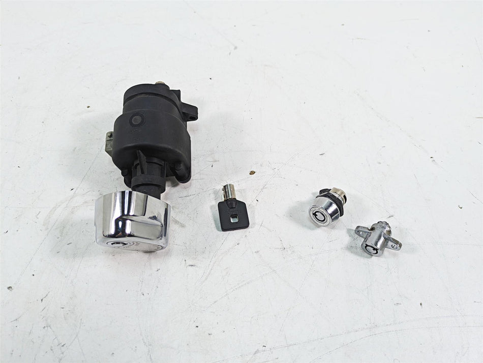 2014 Harley Touring FLHTK Electra Glide Ignition Switch Key Lock Set 71400012B {{ shop.shopifyCountryName }} - Mototech271