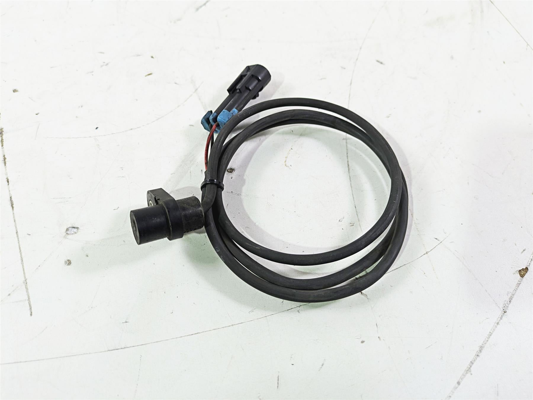 2012 Victory Cross Country Rear Abs Wheel Speed Brake Sensor 4013251 {{ shop.shopifyCountryName }} - Mototech271
