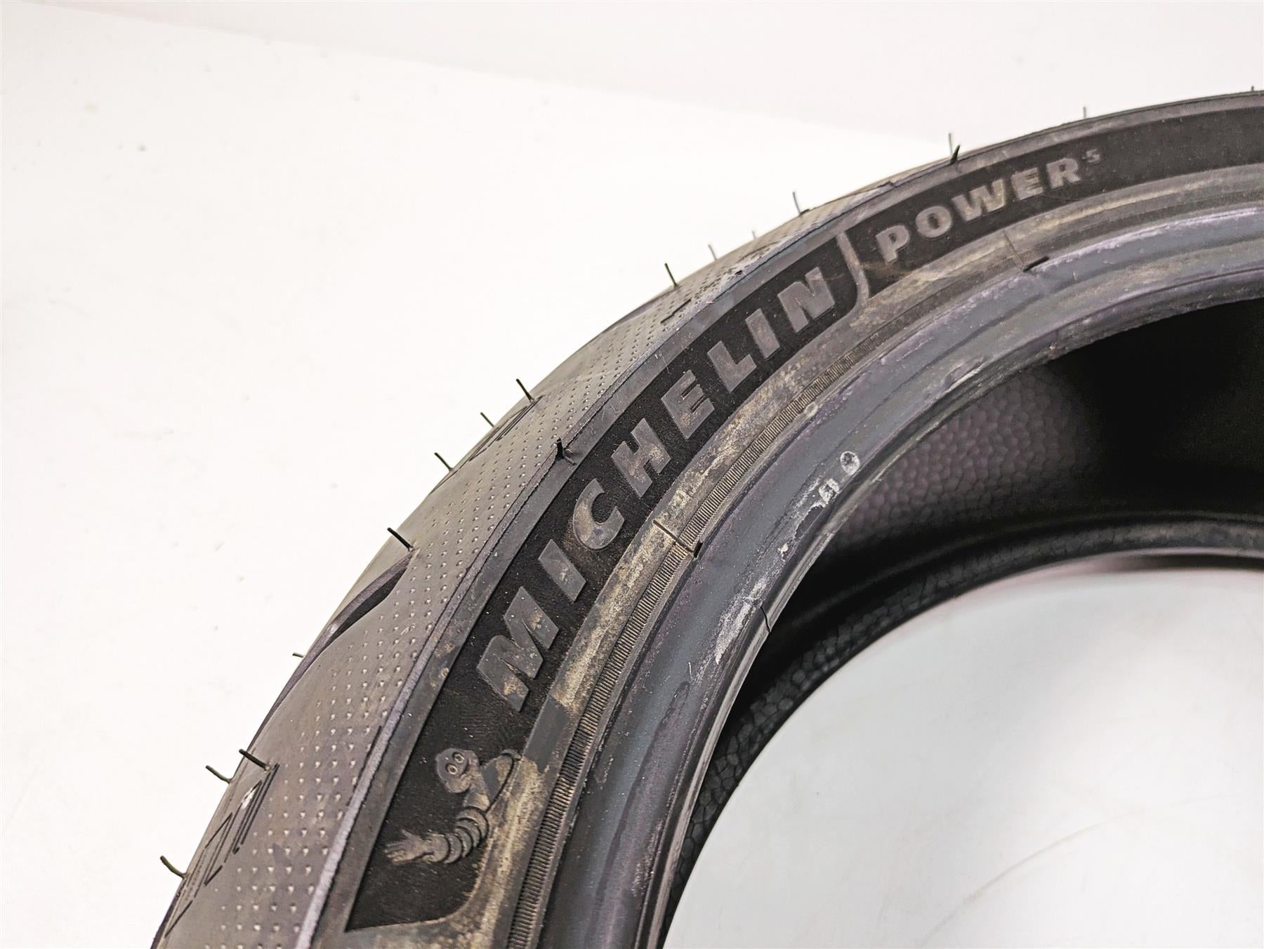 Used Motorcycle Rear Tire Michelin Power 5 180/55 ZR17 850757 {{ shop.shopifyCountryName }} - Mototech271