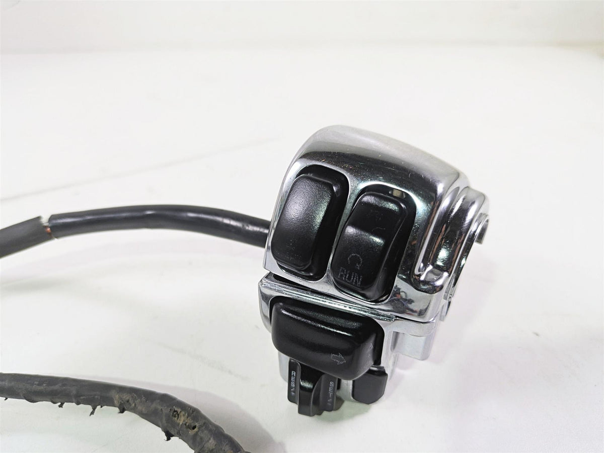 2007 Harley Touring FLHRSE CVO Road King Chrome Hand Control Switch Set 71682-06 {{ shop.shopifyCountryName }} - Mototech271