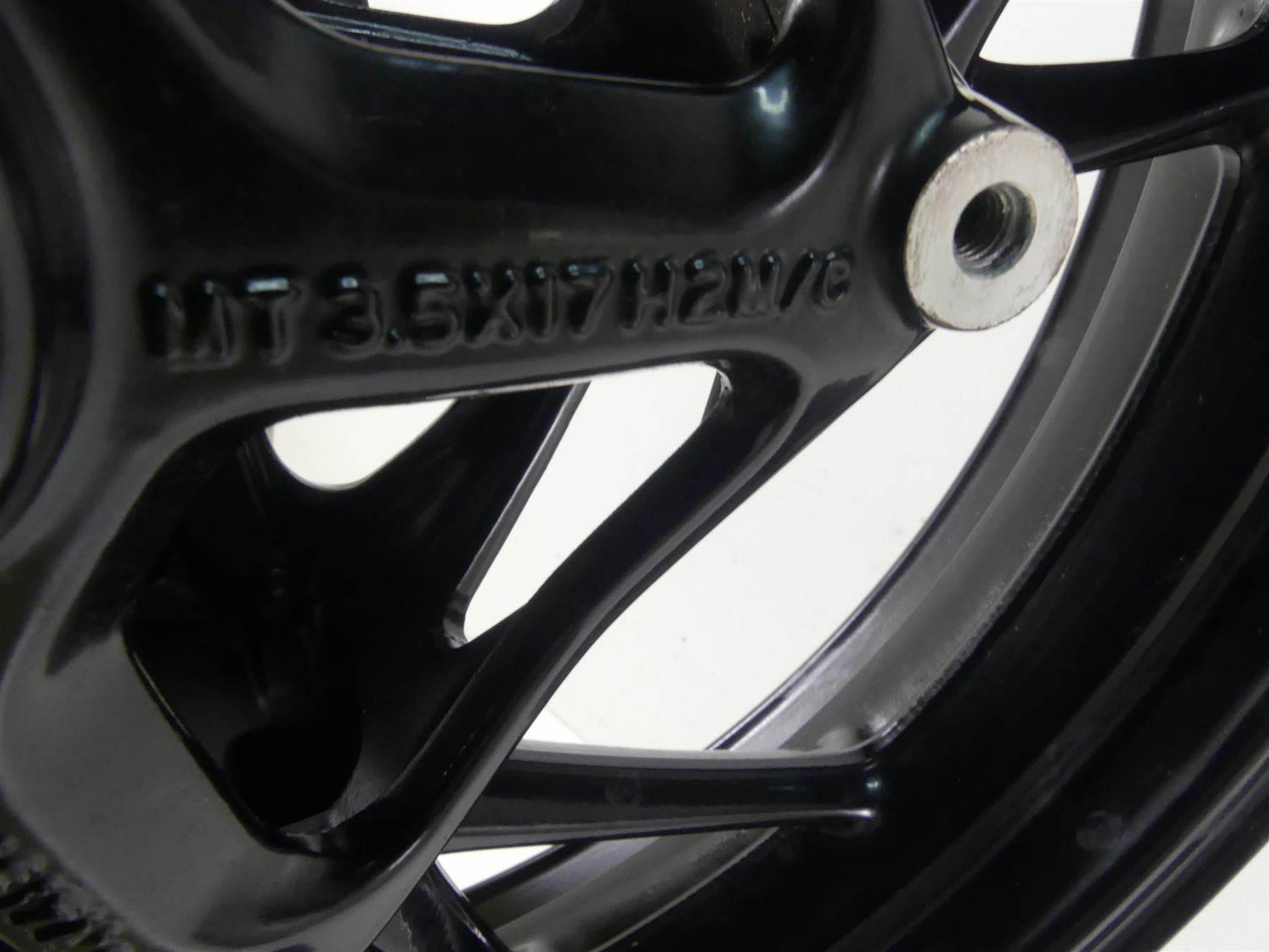 2016 BMW S1000XR K49 Nice Straight 17x3.5 Front Wheel Rim 36318550395 {{ shop.shopifyCountryName }} - Mototech271