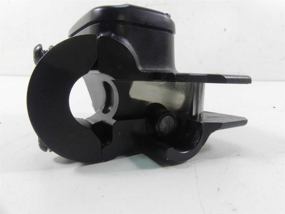 2022 Harley Softail FXBBS Street Bob Front Brake Master Cylinder 1/2" 41700233 {{ shop.shopifyCountryName }} - Mototech271