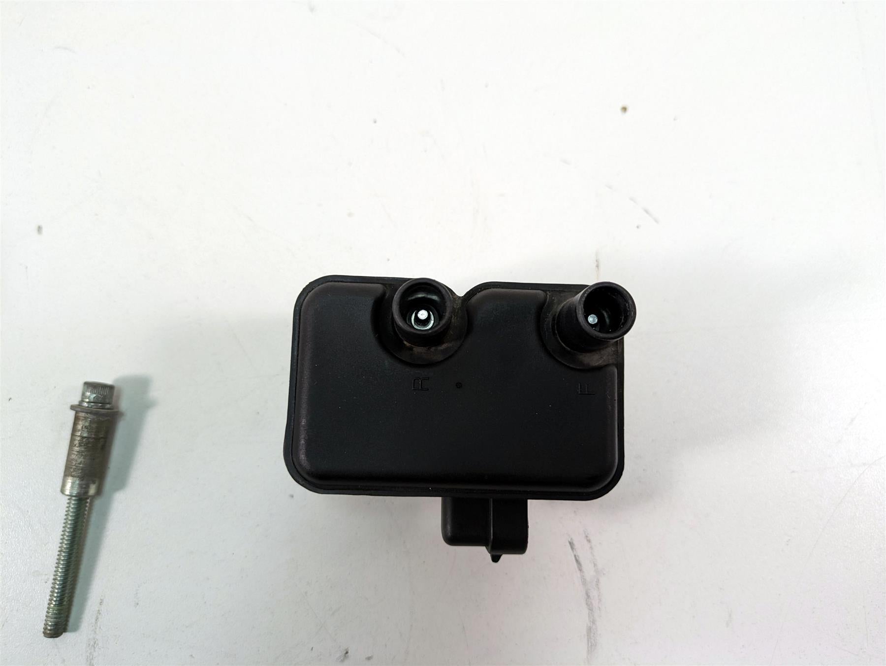 2000 Harley Dyna FXDL Low Rider Denso Ignition Coil & Chrome Cover 31655-99 {{ shop.shopifyCountryName }} - Mototech271