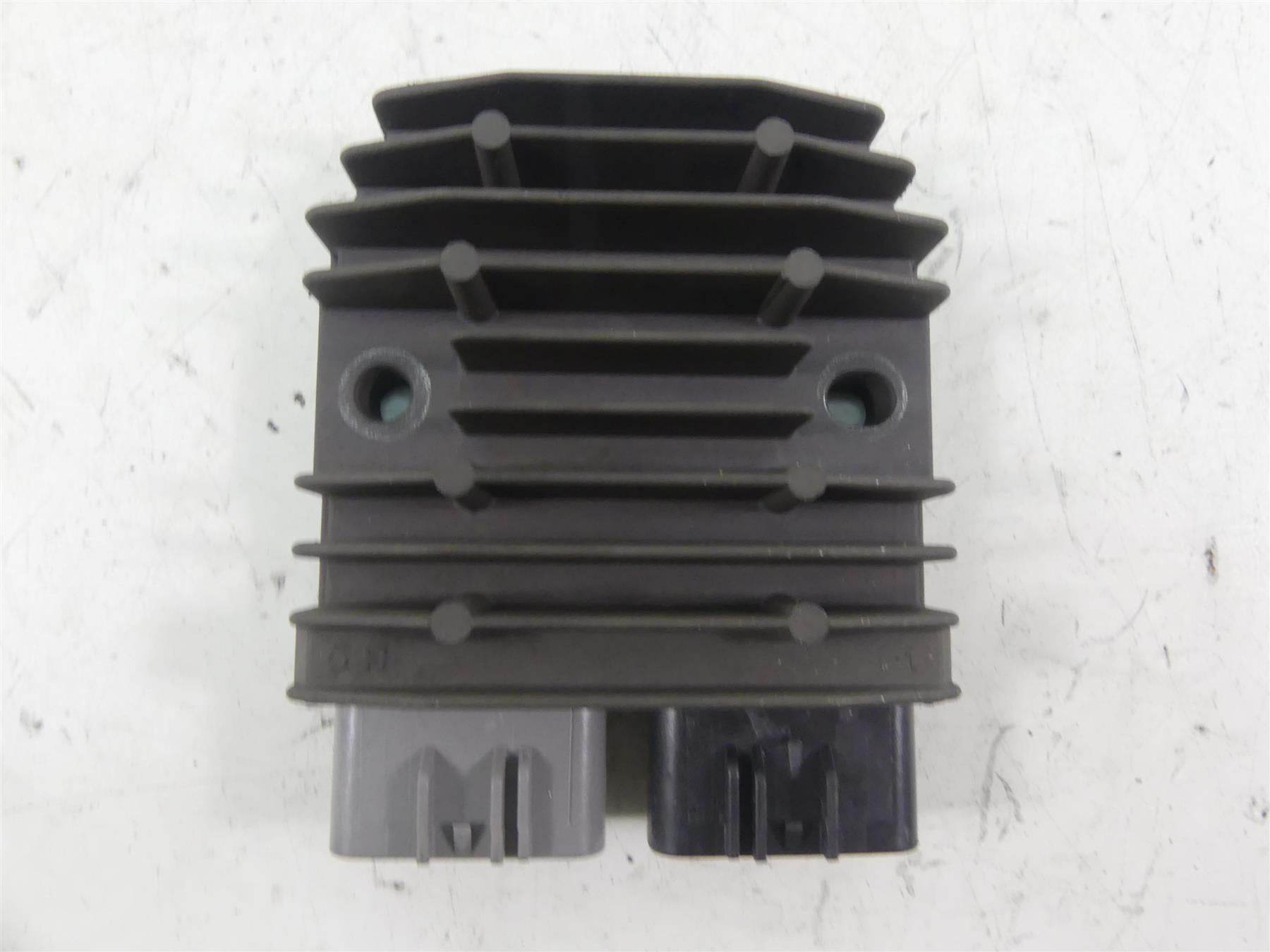 2016 Indian Scout Sixty Rectifier Voltage Regulator SH775BA 4012941 {{ shop.shopifyCountryName }} - Mototech271