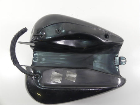 2005 Harley Touring FLHRSI Road King Fuel Gas Petrol Tank - Read 61268-03 {{ shop.shopifyCountryName }} - Mototech271