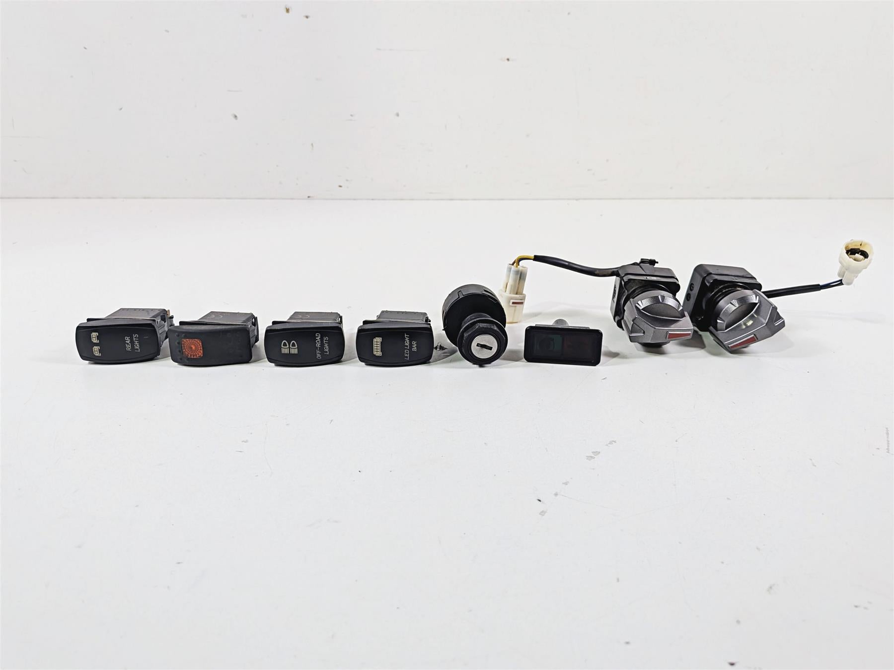 2017 Yamaha YXZ1000R EPS SS Ignition Light Led Switch Set 5UG-H2510-00-00 {{ shop.shopifyCountryName }} - Mototech271
