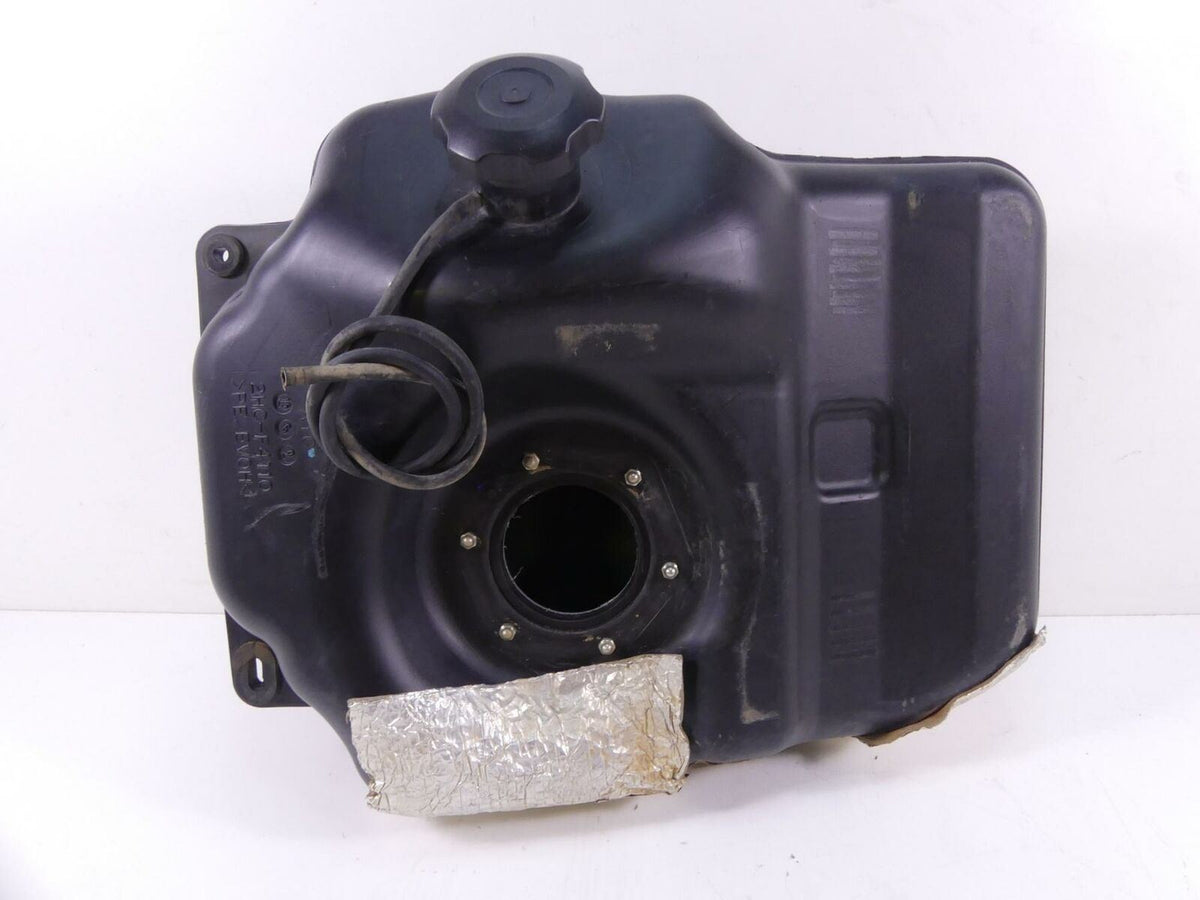 2016 Yamaha YXZ1000 R EPS SE Fuel Gas Petrol Reservoir Tank 2HC-F4110-00-00 {{ shop.shopifyCountryName }} - Mototech271