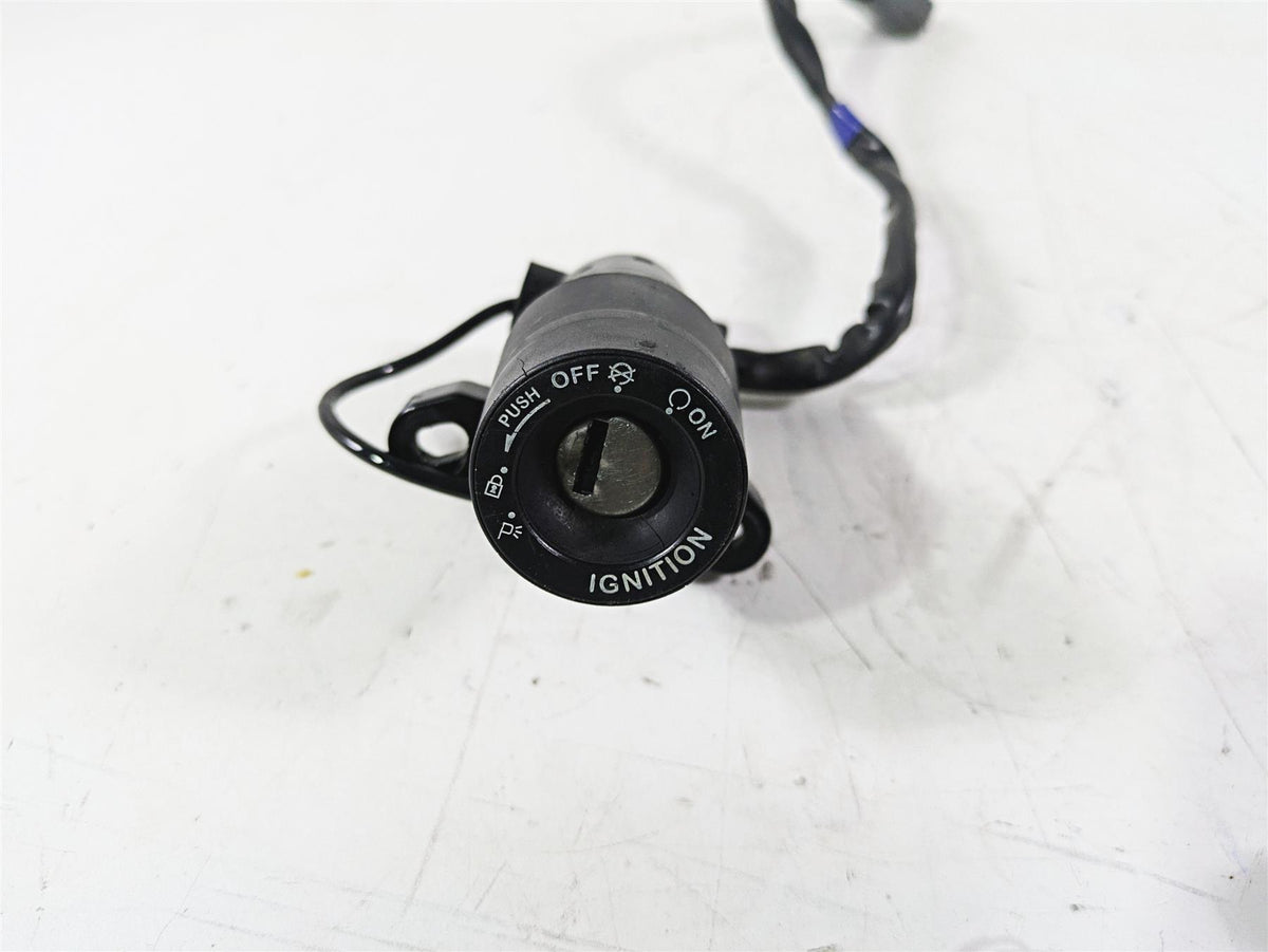 2020 Triumph Daytona 765 Moto2 Ignition Switch Key Immobilizer Set T2508501 {{ shop.shopifyCountryName }} - Mototech271
