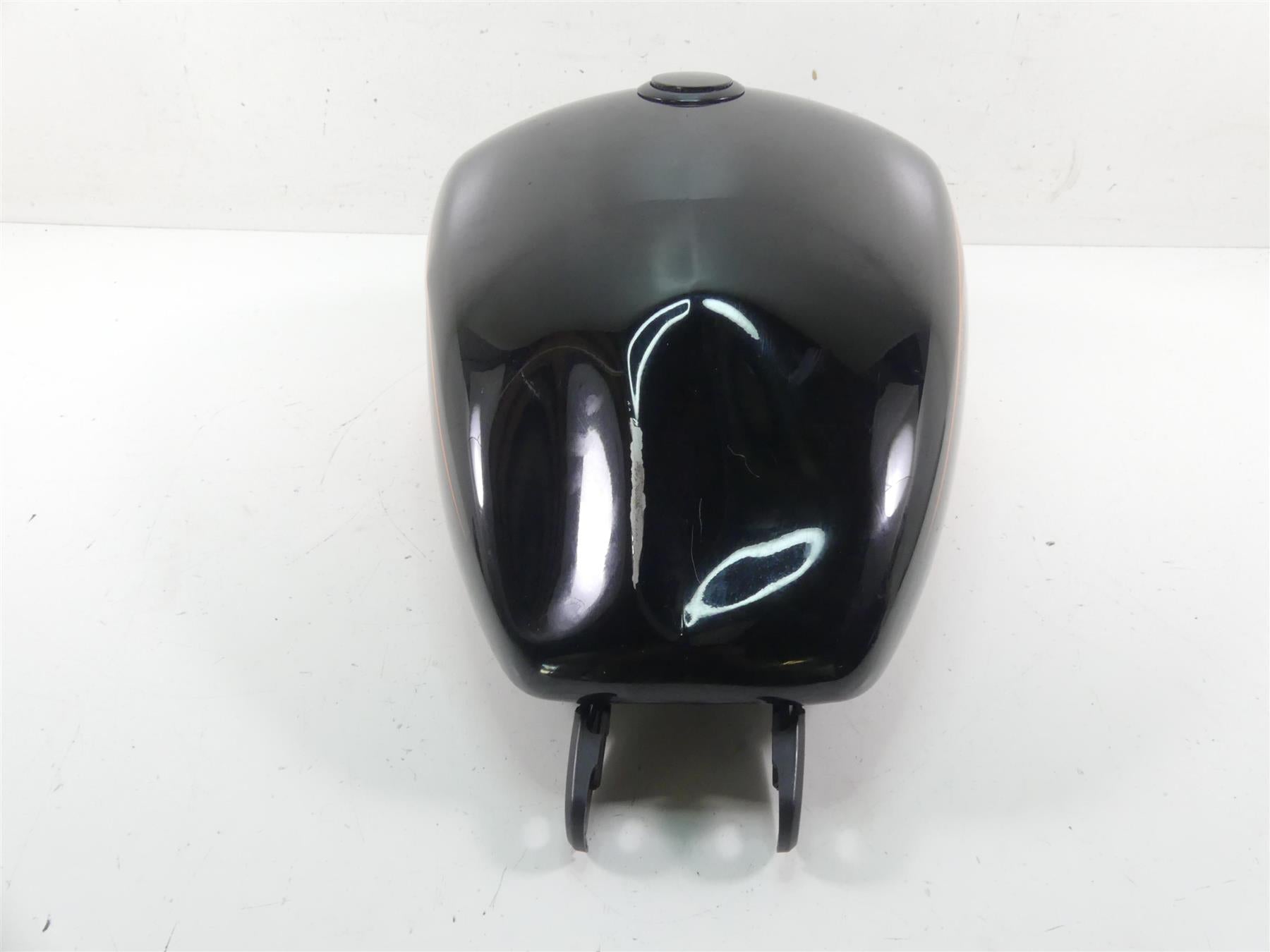 2021 Harley Softail FXBBS Street Bob Fuel Gas Petrol Tank - Dented 61000673 {{ shop.shopifyCountryName }} - Mototech271