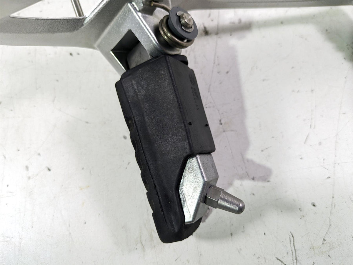 2022 BMW R1250 RT K052 Left Front Footpeg Foot Peg & Shifter Set 46718560382 {{ shop.shopifyCountryName }} - Mototech271