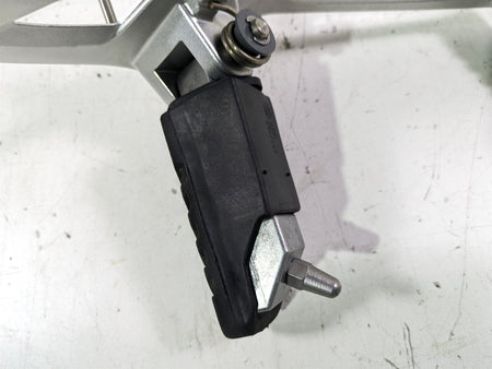 2022 BMW R1250 RT K052 Left Front Footpeg Foot Peg & Shifter Set 46718560382 {{ shop.shopifyCountryName }} - Mototech271