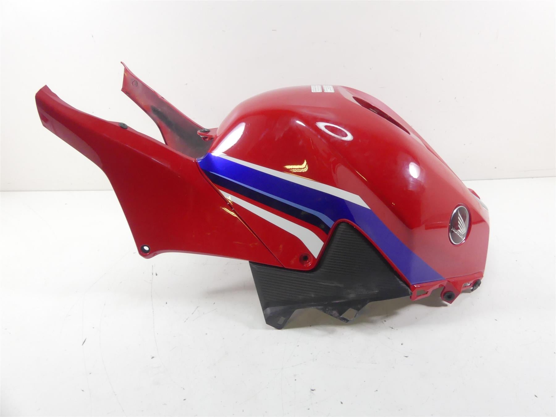 2021 Honda CBR600RR Tank Cover Fairing Shelter + Little Covers Set 83100-MJC-N80 {{ shop.shopifyCountryName }} - Mototech271