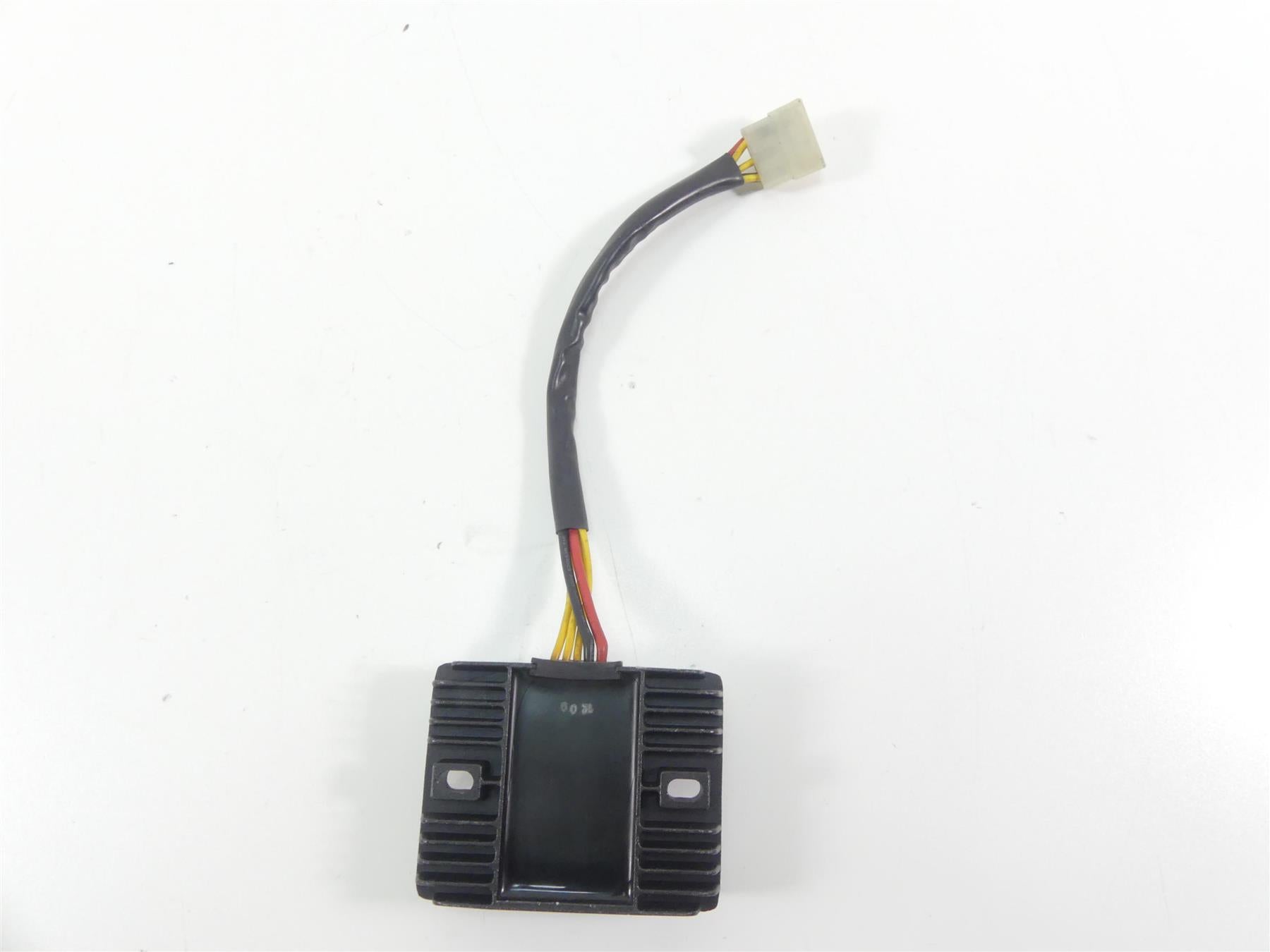 2002 Triumph Bonneville America Rectifier Voltage Regulator T1300889 {{ shop.shopifyCountryName }} - Mototech271