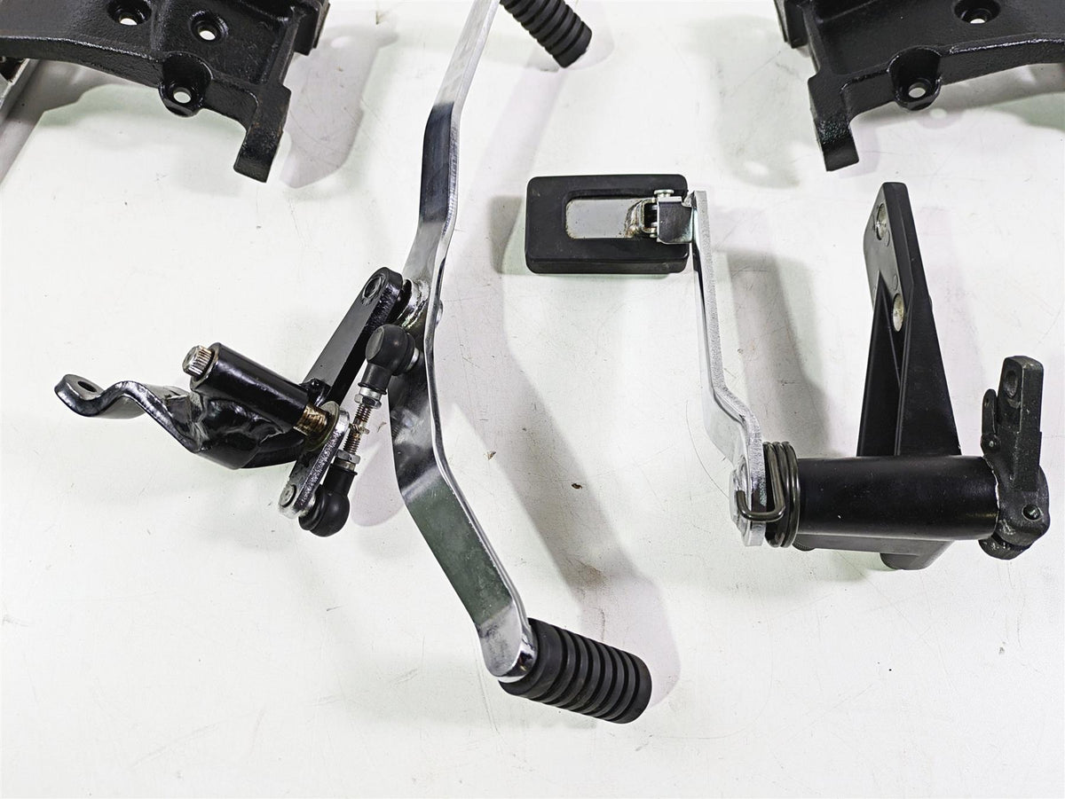 2008 Yamaha XVZ1300 Royal Star Front Floorboard Shifter Brake Pedal 4XY-27410-10 {{ shop.shopifyCountryName }} - Mototech271