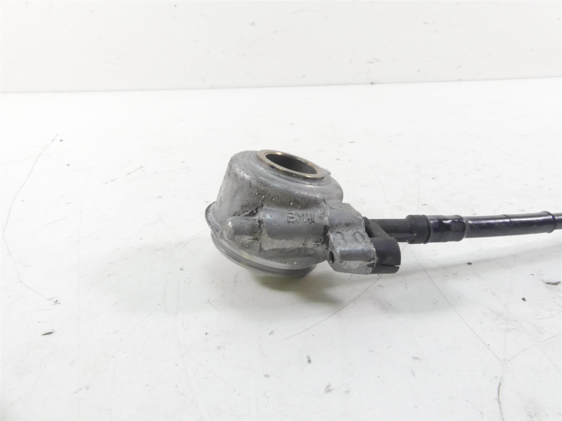 2003 BMW R1150 GS R21 Speedometer Speedo Drive Gear & Cable 62122306287 {{ shop.shopifyCountryName }} - Mototech271