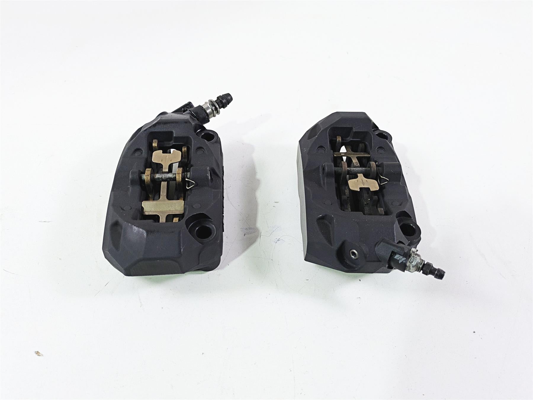 2021 BMW R1250GS K51 Adv Front Brake Caliper Set Brembo 100mm 34118556206 {{ shop.shopifyCountryName }} - Mototech271