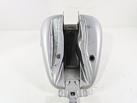 2010 Harley Touring FLHX Street Glide Silver Fuel Gas Petrol Tank 61356-08 {{ shop.shopifyCountryName }} - Mototech271