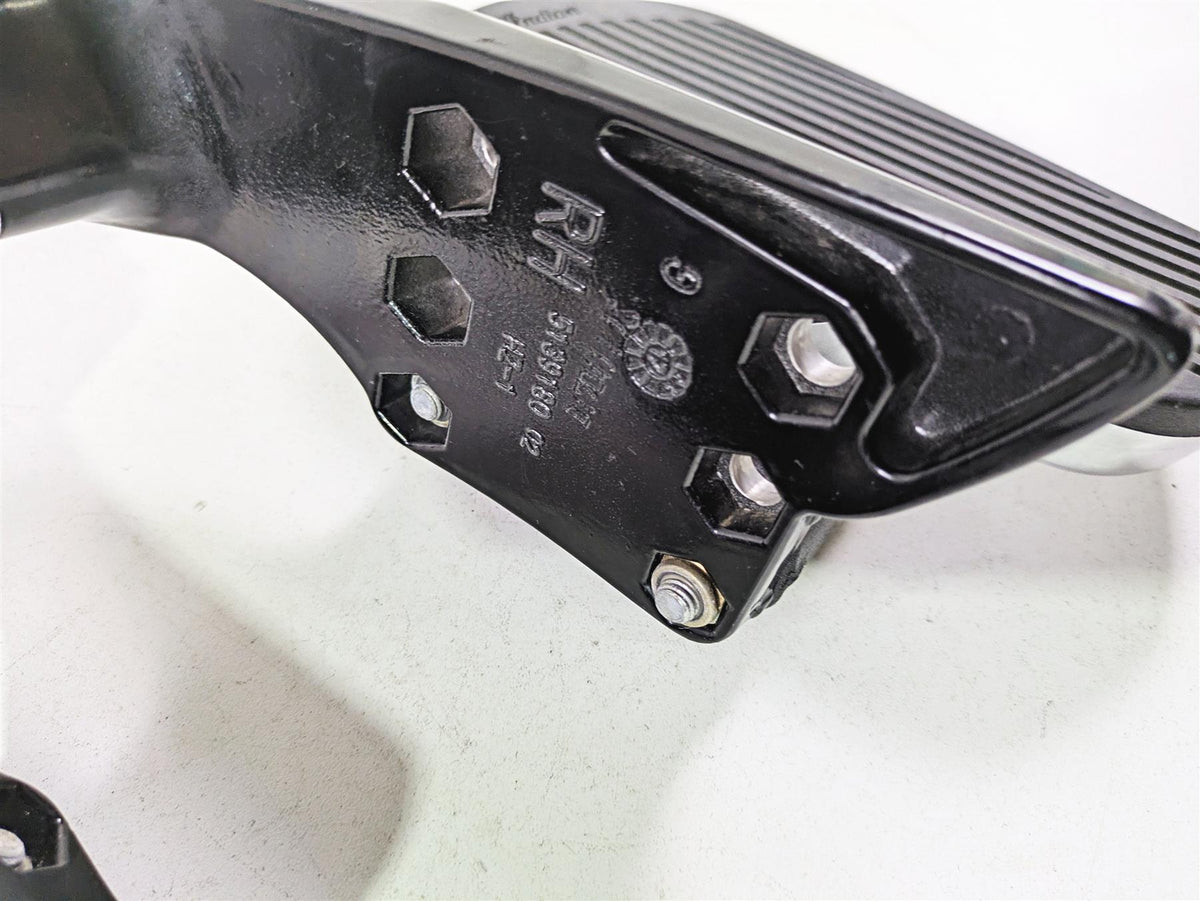 2017 Indian Chieftain Limited Rear Passenger Floor Board Set 5139179 5139180 {{ shop.shopifyCountryName }} - Mototech271