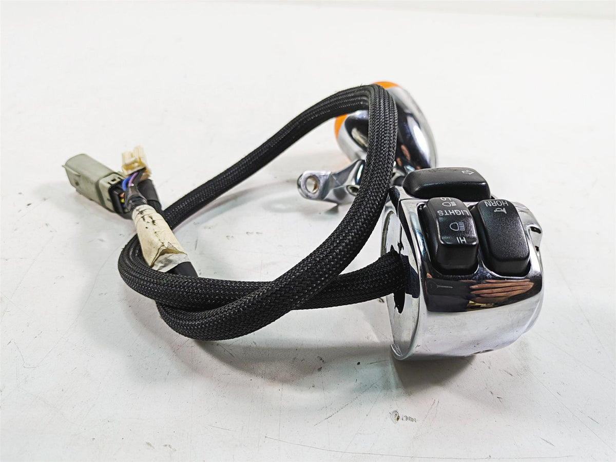 2009 Harley Dyna FXDFSE CVO Fat Bob Left Control Switch + Blinker -Read 71682-06 {{ shop.shopifyCountryName }} - Mototech271