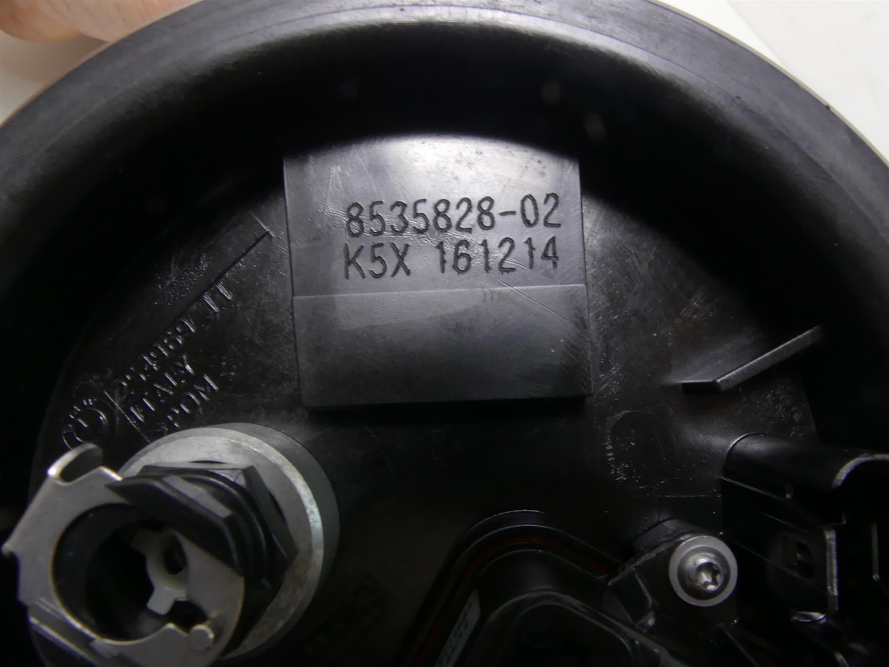 2015 BMW R1200RT K52 Fuel Gas Petrol Pump - Tested 1614835828 {{ shop.shopifyCountryName }} - Mototech271