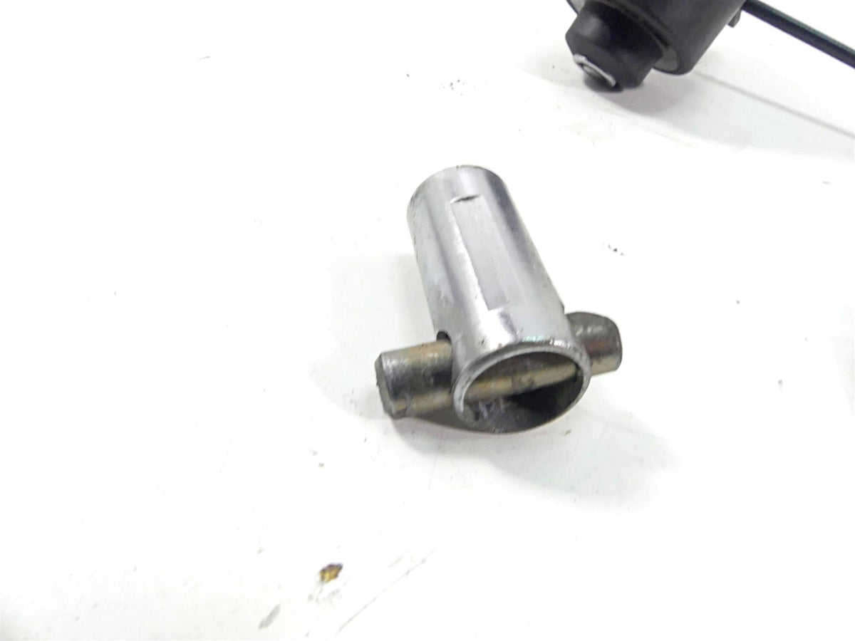2005 Harley VRSCSE CVO V-Rod Ignition Switch Key Lock Set 71403-01 {{ shop.shopifyCountryName }} - Mototech271