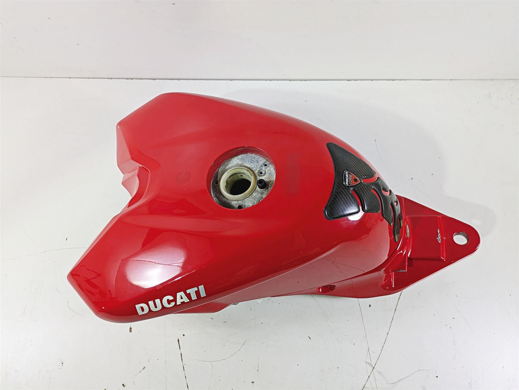 2008 Ducati SBK 1098 S Fuel Gas Petrol Tank Reservoir 58611602A {{ shop.shopifyCountryName }} - Mototech271