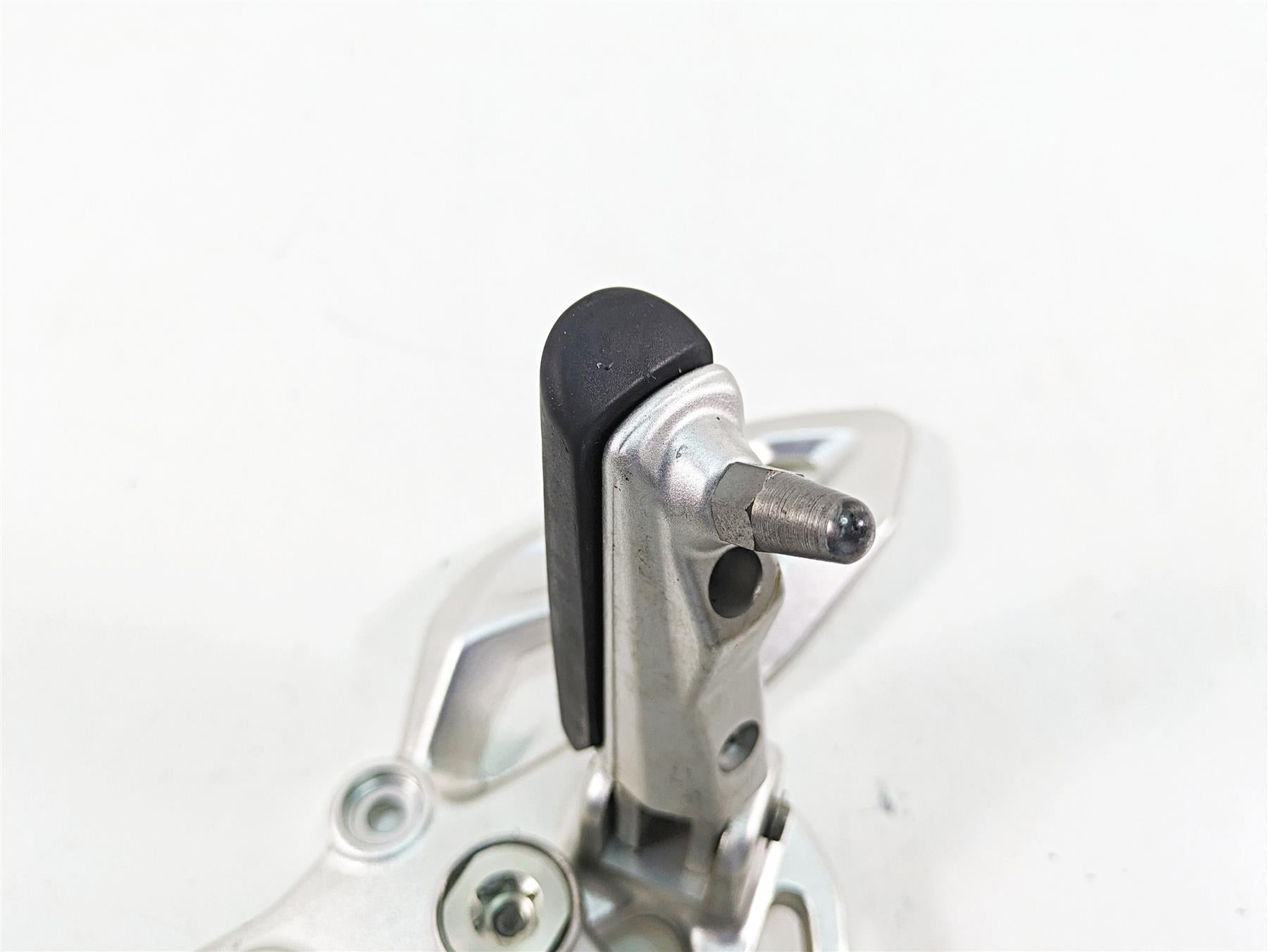 2016 BMW R1200R K53 Left Rider Footpeg & Shifter Shift Lever Set 46718540796 {{ shop.shopifyCountryName }} - Mototech271