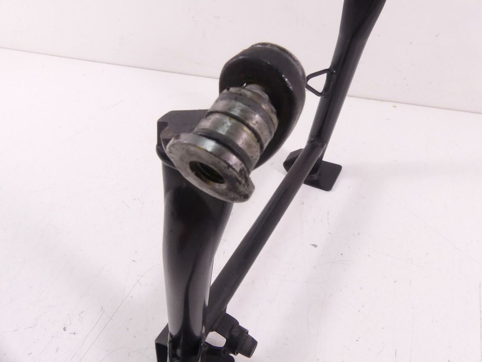 2008 BMW R1200RT K26 Center Stand Center Kick Stand Standart 46527712096 {{ shop.shopifyCountryName }} - Mototech271