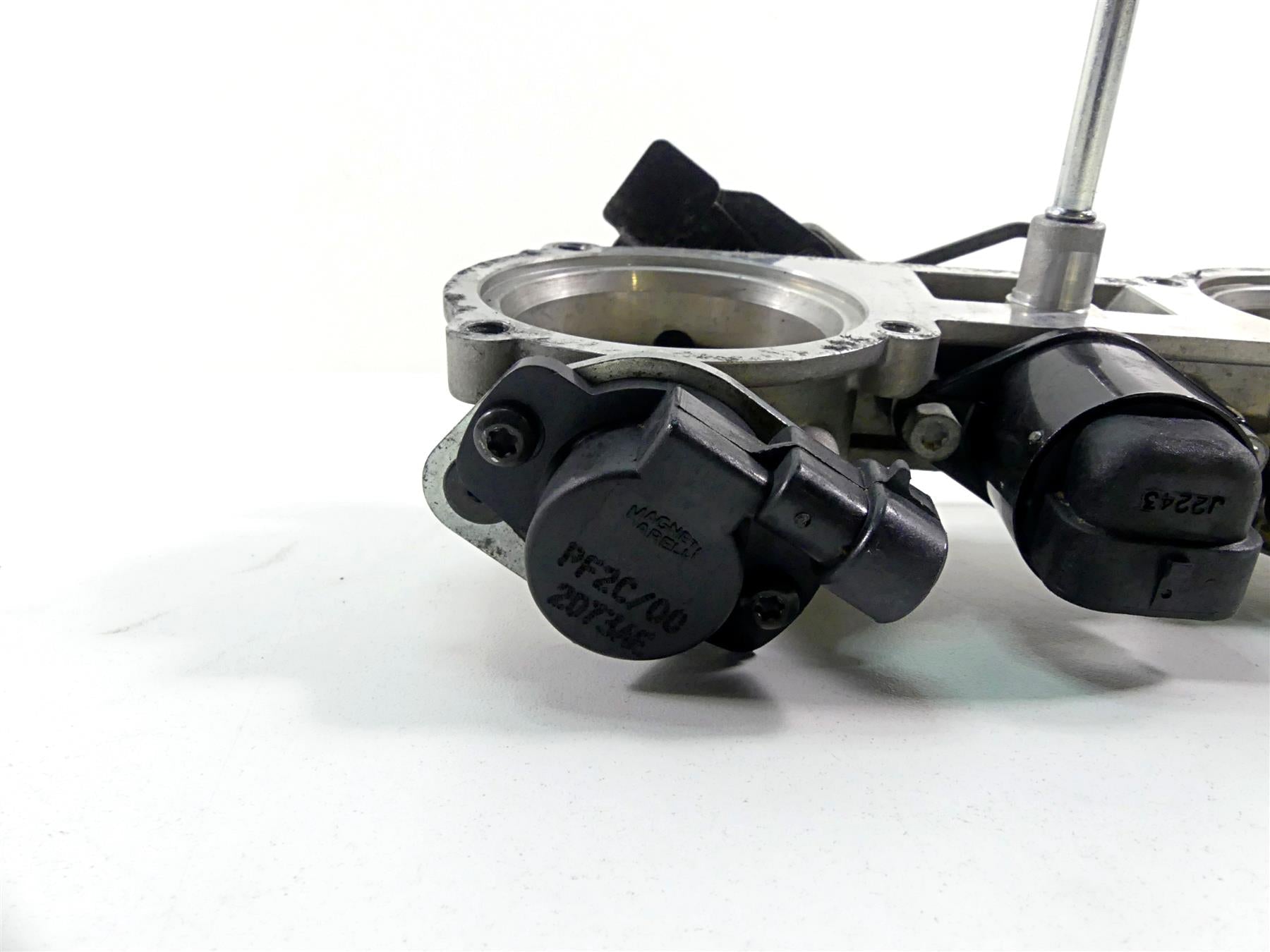 2014 Harley VRSCF Muscle V-Rod Throttle Body Fuel Injection Injects 27657-01 {{ shop.shopifyCountryName }} - Mototech271