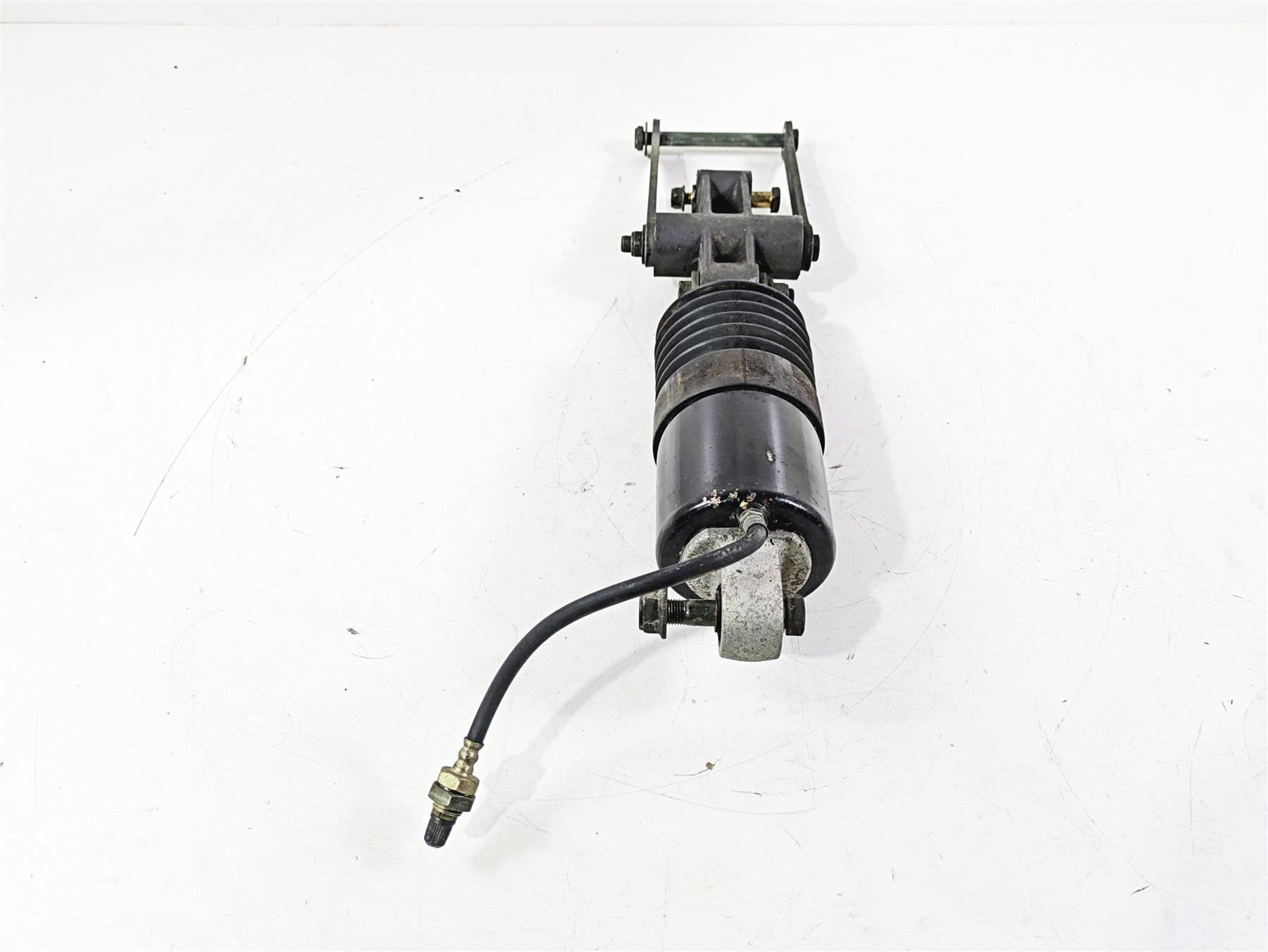 2004 Yamaha XVZ1300 Royal Star Rear Shock Damper & Links 4XY-22210-00-00 {{ shop.shopifyCountryName }} - Mototech271