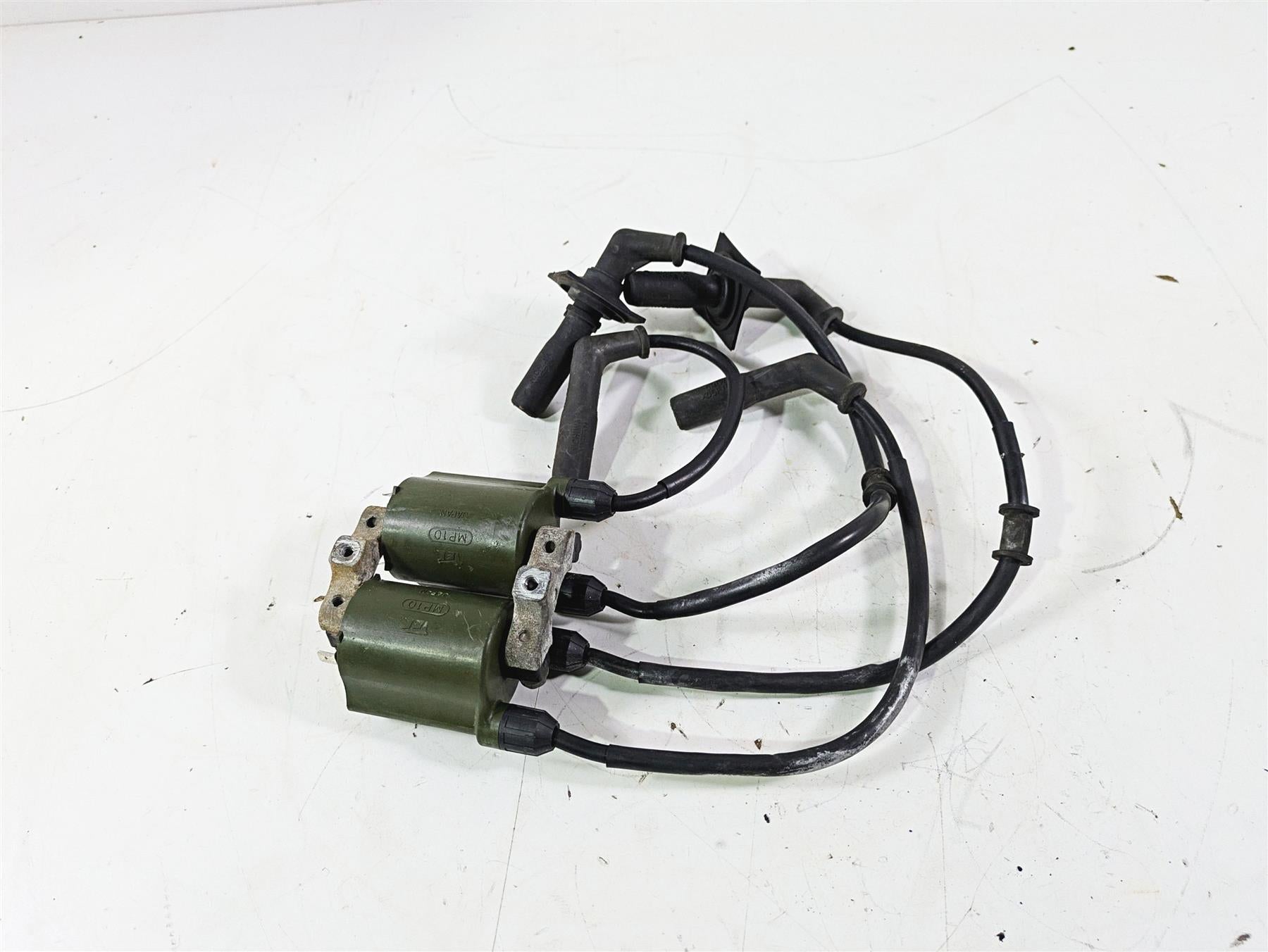 2002 Honda VT1100 Shadow Sabre Ignition Coils + Wires & Plugs Set 30510-MCC-003 {{ shop.shopifyCountryName }} - Mototech271