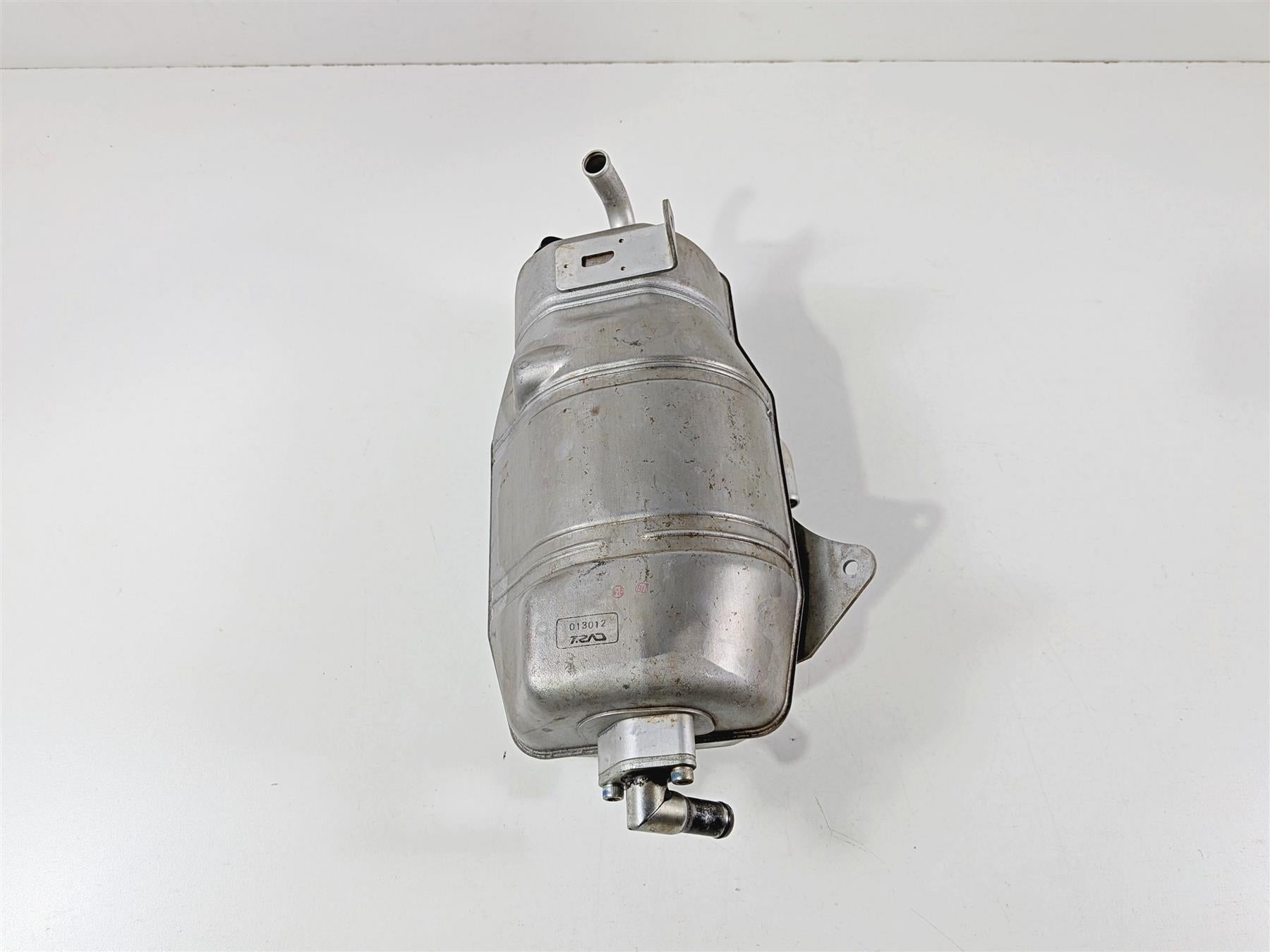2021 Yamaha YXZ1000R EPS SS SE Oil Tank Reservoir 2HC-21751-01-00 2HC-21751-02 {{ shop.shopifyCountryName }} - Mototech271