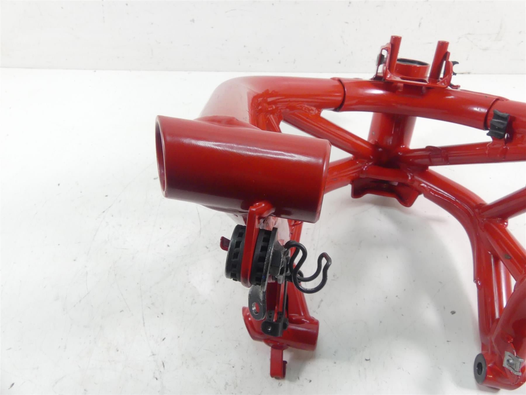 2017 Ducati 939 S Supersport Straight Main Frame Chassis With California Clean Title 47018001CA 47018001CB {{ shop.shopifyCountryName }} - Mototech271