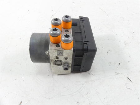 2015 KTM 1290R Super Duke Abs Brake Pump Module Unit Control 61342031000 {{ shop.shopifyCountryName }} - Mototech271
